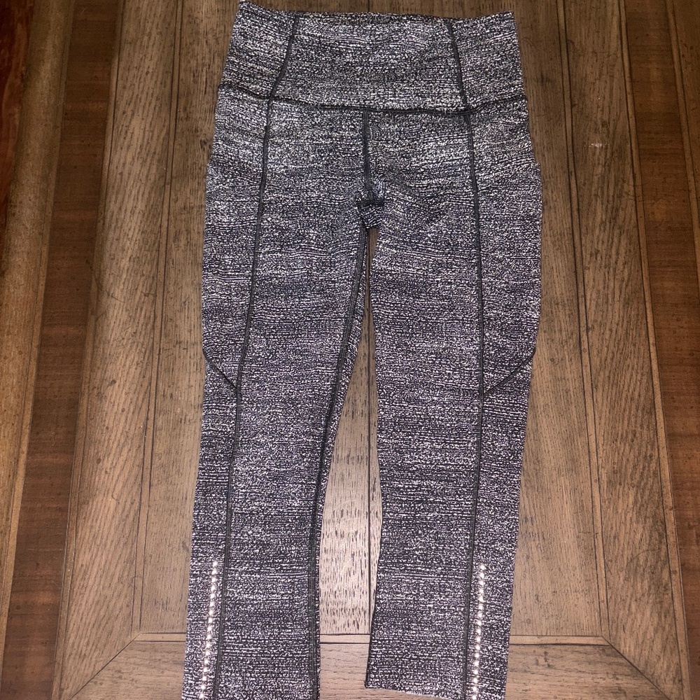 lululemon crop leggings